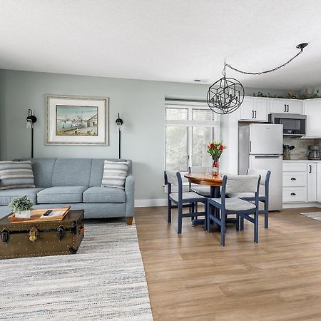 Snug Lake View Condo The Shores Traverse City Exterior foto